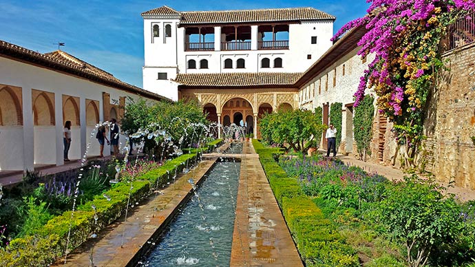 Image jardin-generalife-Alhambra Côté Découvertes