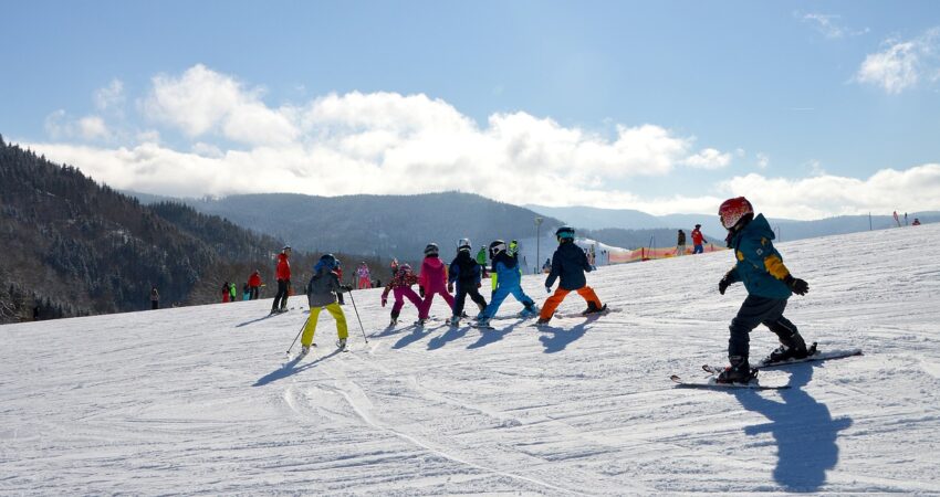 cours de ski enfants en classes de neige