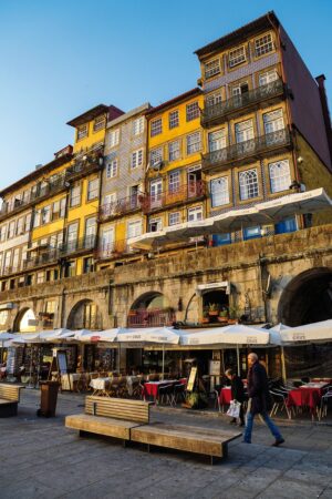 ville de porto au portugal et bâtiments colorés